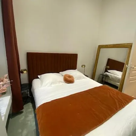 Apartamento Tour Eiffel/luxury N°6 *