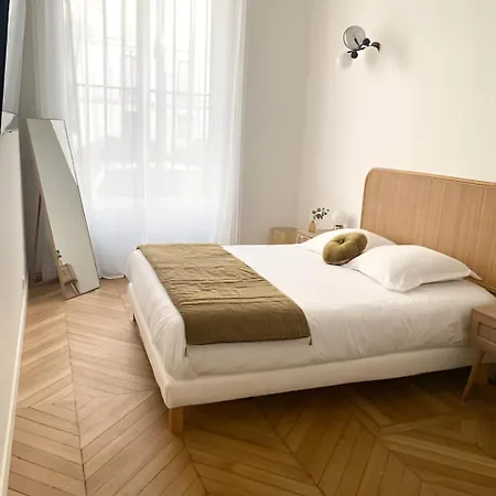 Apartmán Tour Eiffel/luxury N°6 *